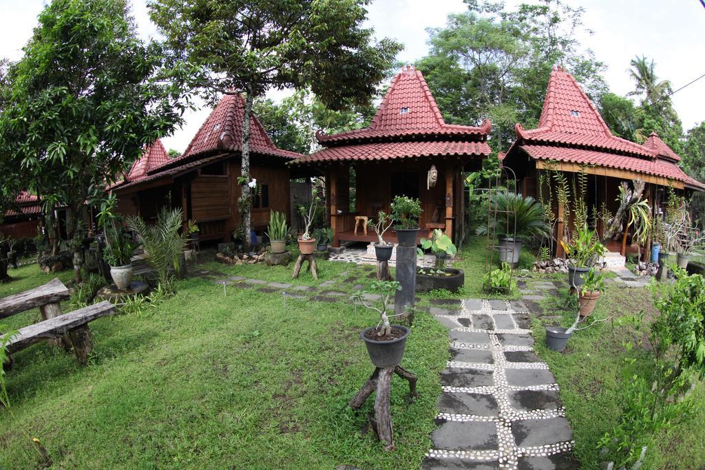 Omah Garengpoeng Guest House Magelang Rum bild